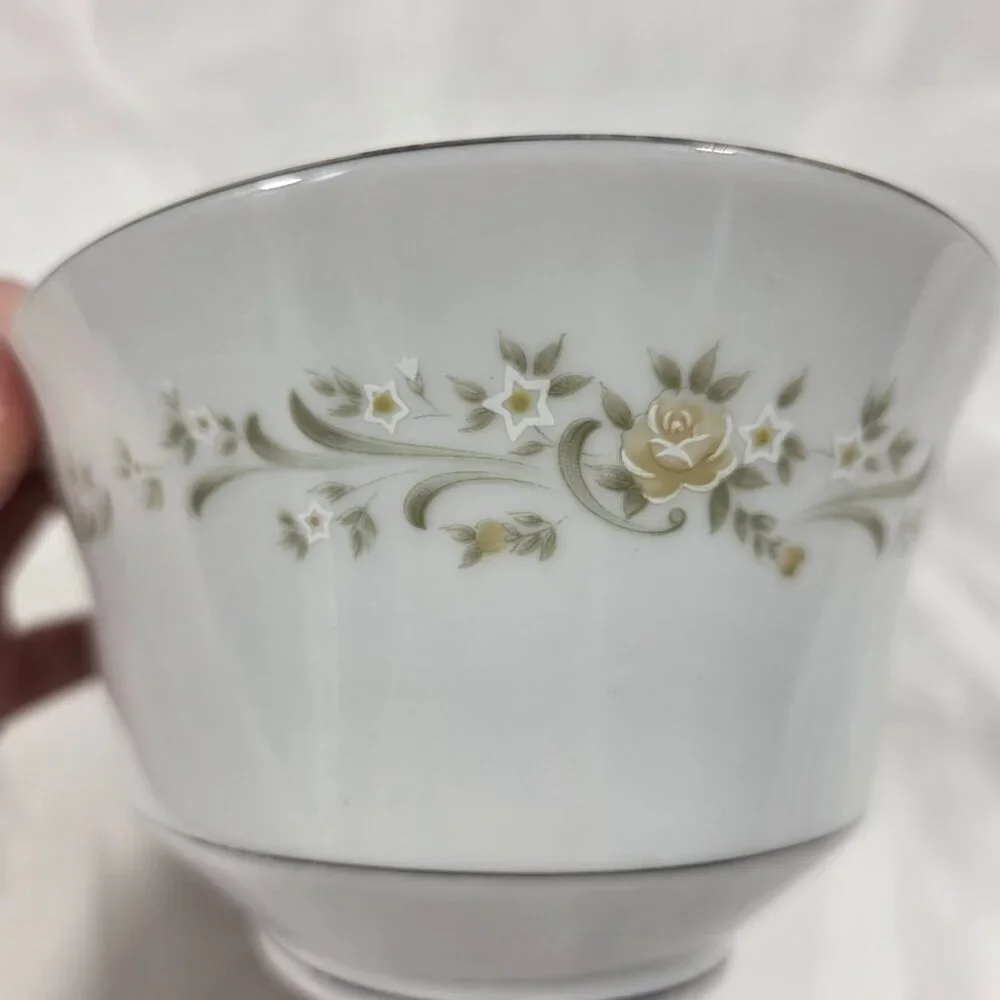Sango Debutante 9 Inch Oval Serving Bowl White with Flowers and Scrolls